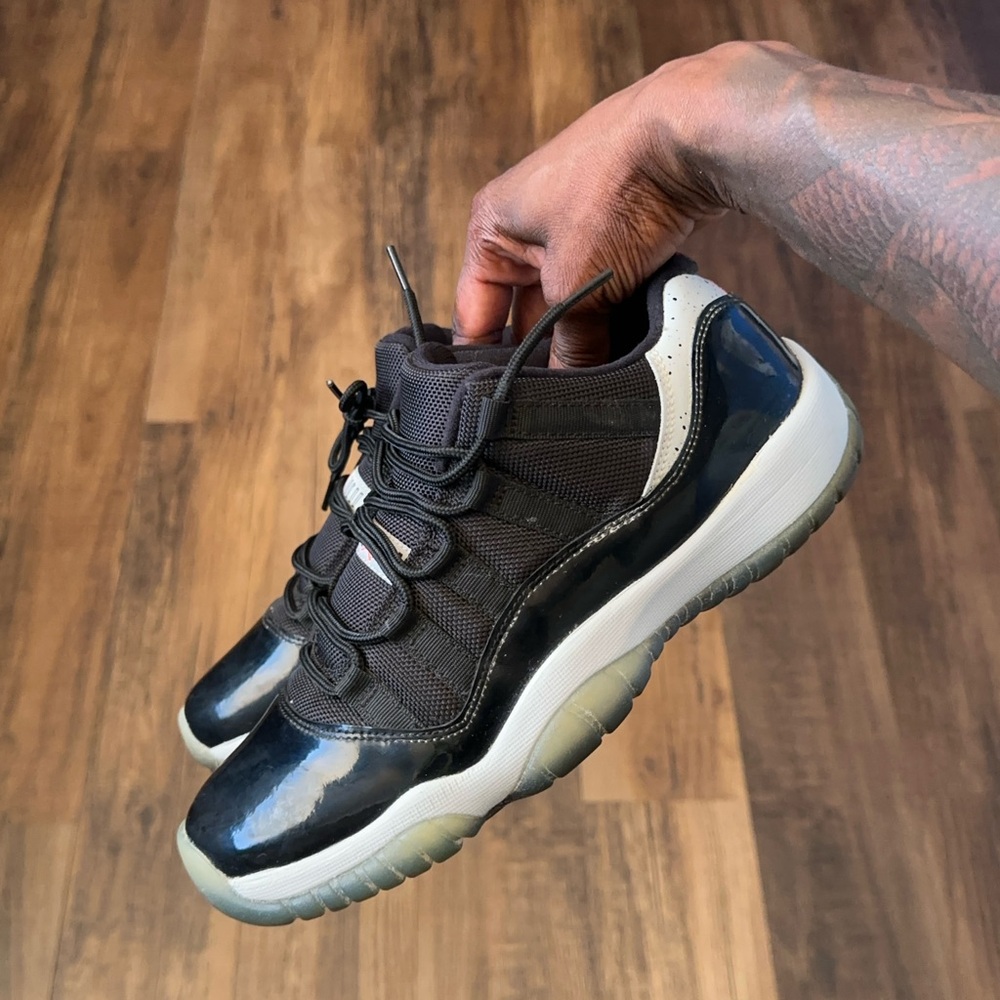 Jordan Infared Low 11s